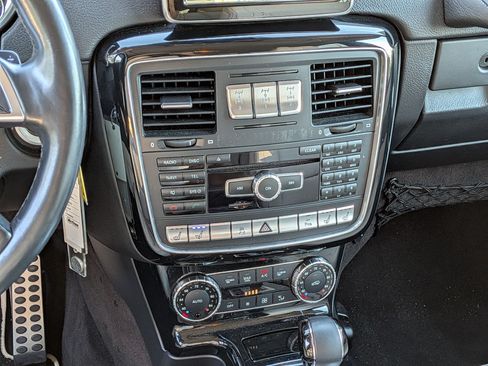 Used 2015 Mercedes-Benz G 550 image 22