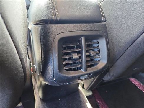 Used 2018 Jeep Cherokee Latitude w/ Altitude Package image 14