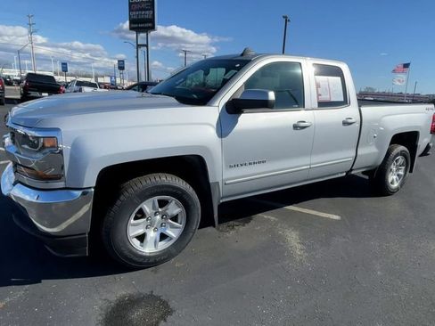 Used 2018 Chevrolet Silverado 1500 LT AWD/4WD image 6