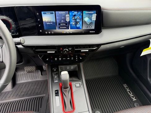 New 2026 Nissan Kicks SR w/ SR Premium Package image 22