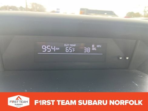 Used 2020 Subaru Crosstrek 2.0i Premium image 15