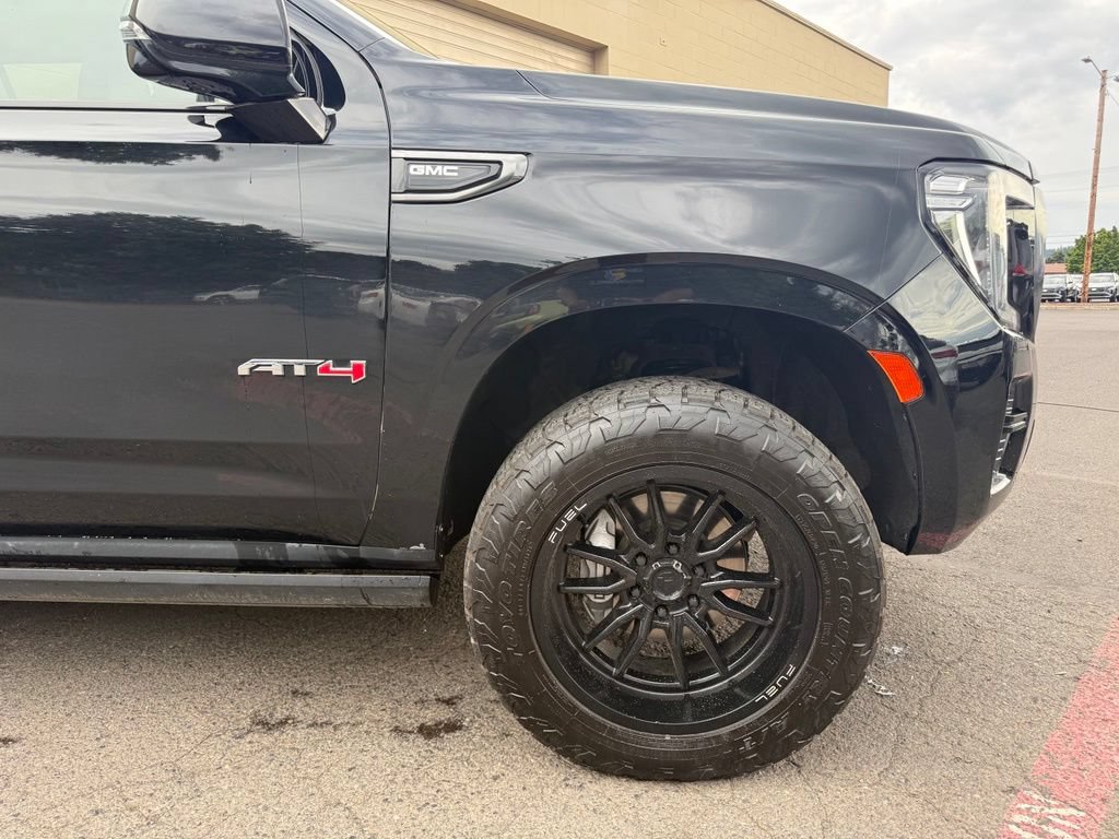 Used 2023 GMC Yukon AT4 w/ AT4 Premium Package AWD/4WD image 2