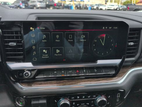 Used 2023 GMC Sierra 1500 Elevation image 21