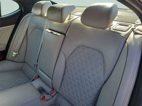 Used 2022 Genesis G70 3.3T image 23