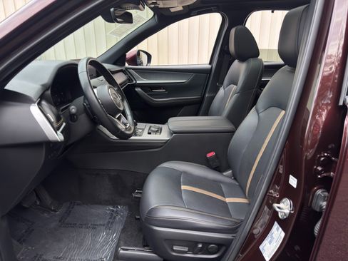 Used 2024 MAZDA CX-90 Plug-In Hybrid w/ Premium Plus AWD/4WD image 17
