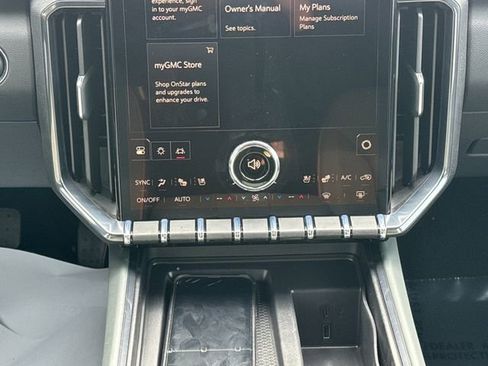 Used 2026 GMC Acadia AT4 w/ Super Cruise Package image 23