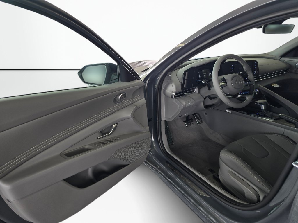 New 2026 Hyundai Elantra Sport FWD image 27
