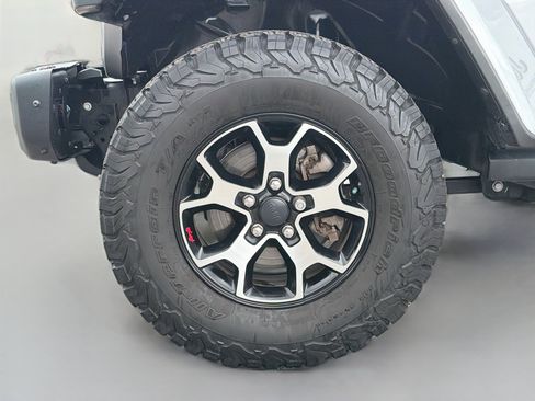 Used 2020 Jeep Wrangler Unlimited Rubicon AWD/4WD image 39