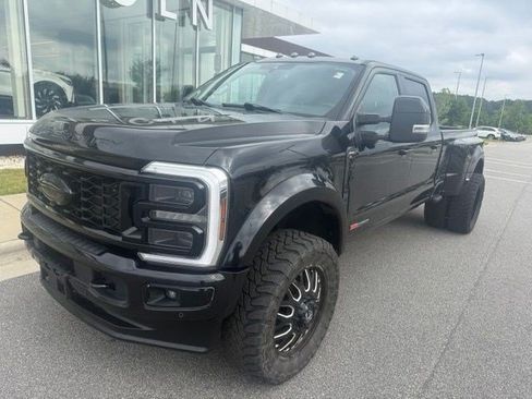 Used 2024 Ford F450 Limited w/ FX4 Off-Road Package AWD/4WD image 2