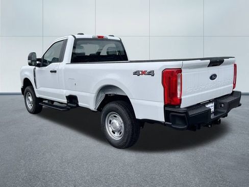 Used 2026 Ford F250 XL w/ F-250 >10K GVWR Package AWD/4WD image 7