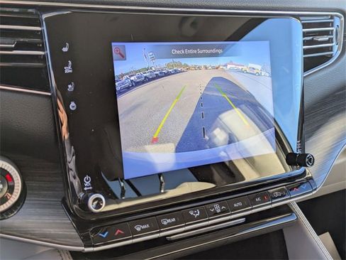 Used 2024 Jeep Wagoneer L Series II w/ Flexible Seating Group image 21