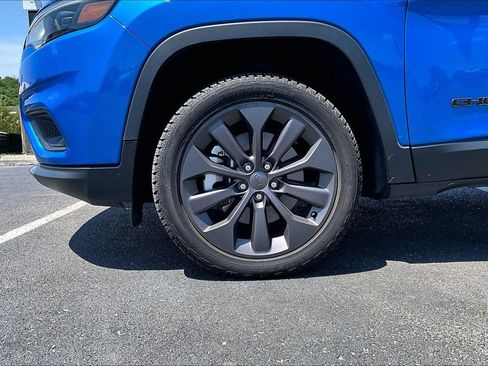 Used 2021 Jeep Cherokee Latitude Lux 80th Anniv w/ Quick Order Package 26U 80TH AWD/4WD image 2