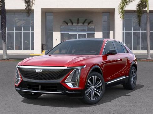 New 2026 Cadillac Lyriq Premium Luxury RWD image 6