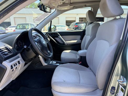 Used 2015 Subaru Forester 2.5i Premium image 2