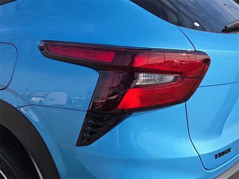 New 2026 Chevrolet Trax RS image 11