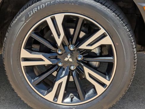 Used 2024 Mitsubishi Eclipse Cross SE AWD/4WD image 9