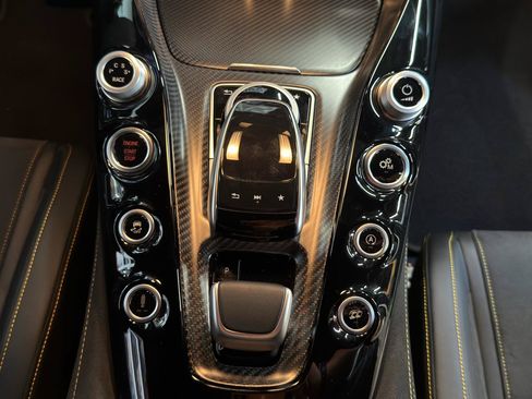 Used 2019 Mercedes-Benz AMG GT R image 21