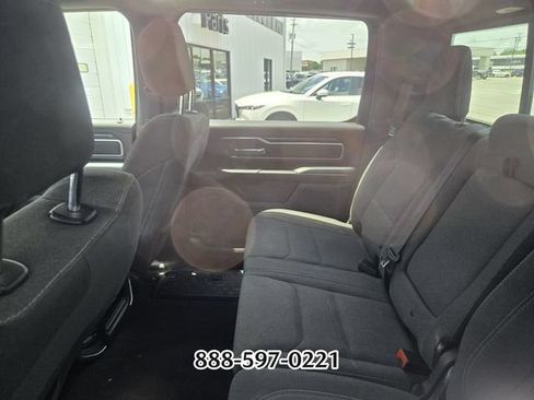 Used 2019 RAM 1500 Big Horn AWD/4WD image 3