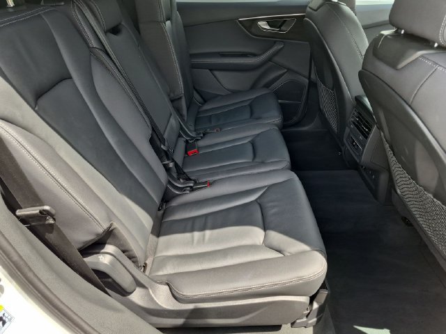 Used 2025 Audi Q7 3.0T Premium Plus AWD/4WD image 26