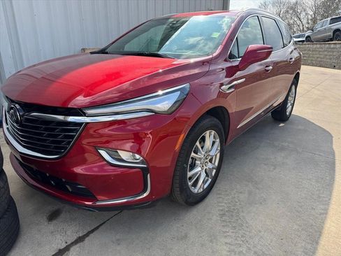 Used 2023 Buick Enclave Premium w/ Experience Buick Package image 9