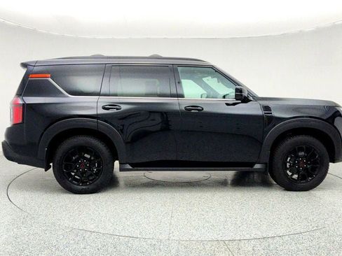 Used 2025 Nissan Armada PRO-4X w/ Pro-4X Premium Package image 4