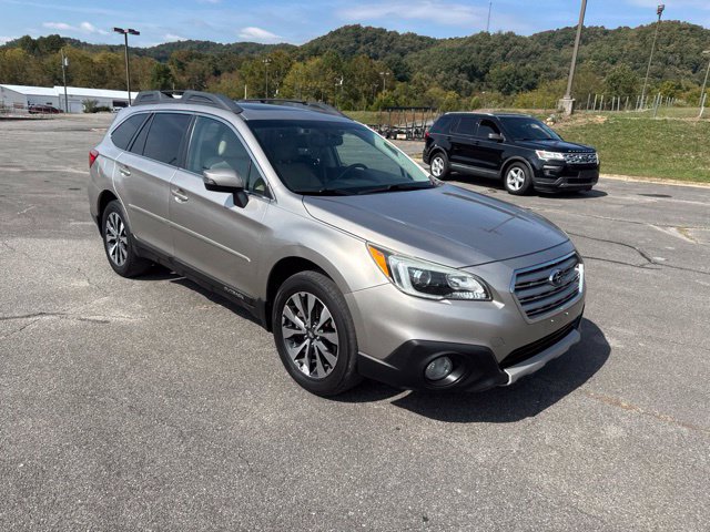 Used 2015 Subaru Outback 2.5i Limited AWD/4WD image 2