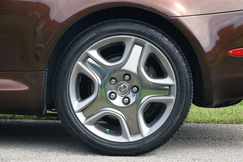 Used 2007 Lexus SC 430 Convertible RWD image 39