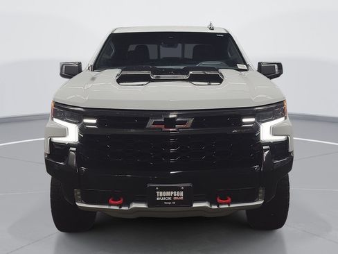 Used 2024 Chevrolet Silverado 1500 ZR2 w/ Technology Package AWD/4WD image 8