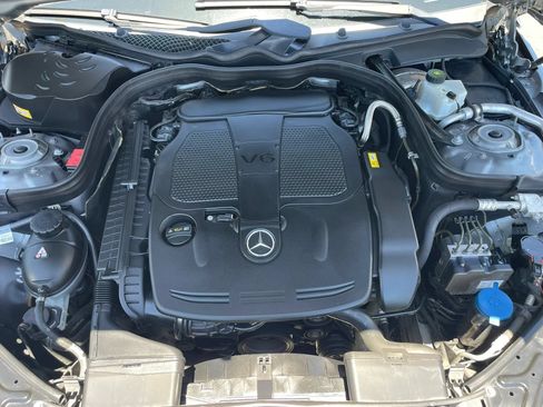 Used 2014 Mercedes-Benz E 350 Sedan image 41