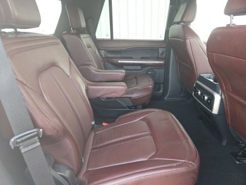 Used 2023 Ford Expedition Limited image 14