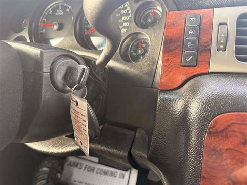 Used 2013 Chevrolet Tahoe LT image 35