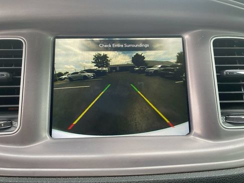 Used 2023 Dodge Charger SXT RWD image 15