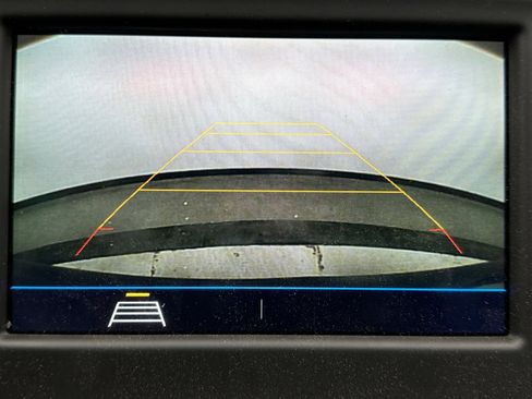 Used 2019 Chevrolet Equinox LT image 10