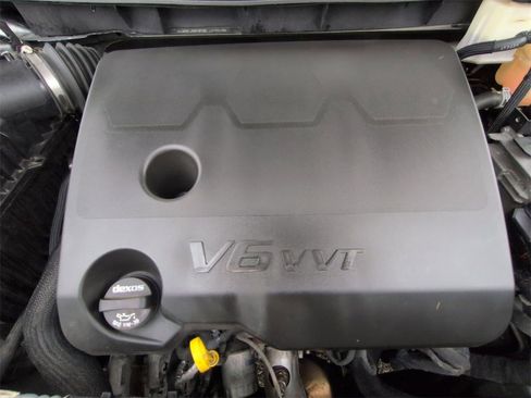 Certified 2021 Chevrolet Traverse LT image 27