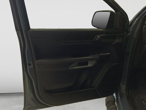 Certified 2024 Ford Ranger XLT AWD/4WD image 12