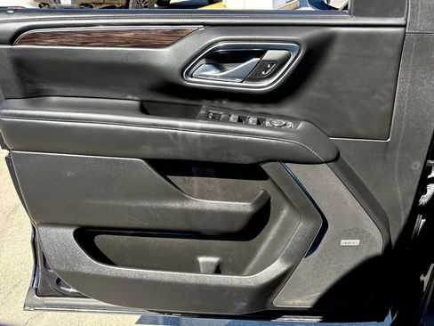 Used 2023 Chevrolet Tahoe LT image 13