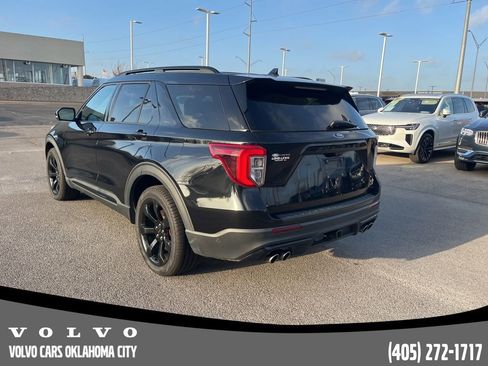Used 2020 Ford Explorer ST w/ ST Street Pack image 6