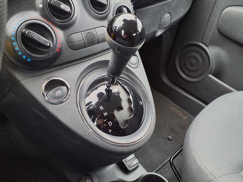 Used 2015 FIAT 500 Pop image 20