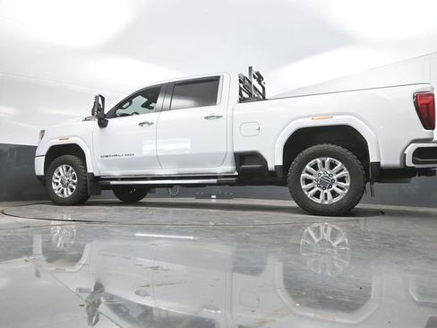 Used 2022 GMC Sierra 3500 Denali w/ Denali Ultimate Package AWD/4WD image 50