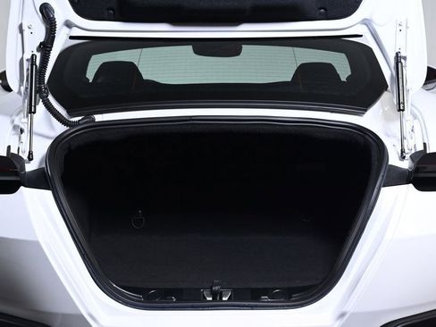 Used 2023 Ferrari Roma RWD image 26
