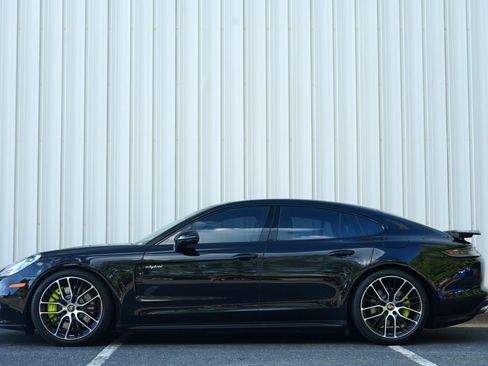 Used 2022 Porsche Panamera 4S w/ Premium Package AWD/4WD image 9