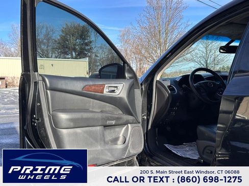 Used 2015 Nissan Pathfinder Platinum w/ Cargo Package image 9