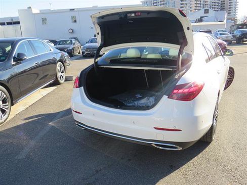 Used 2024 Mercedes-Benz C 300 4MATIC Sedan image 27
