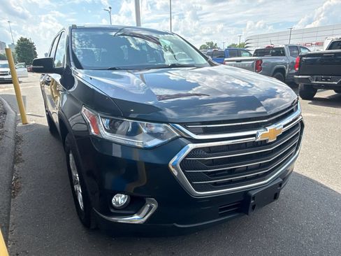 Used 2021 Chevrolet Traverse LT AWD/4WD image 4