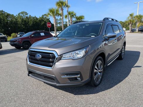 Used 2022 Subaru Ascent Touring AWD/4WD image 8