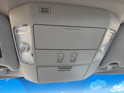 Used 2013 Toyota Sequoia SR5 RWD image 29