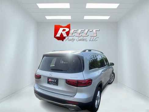 Used 2022 Mercedes-Benz GLB 250 4MATIC image 31
