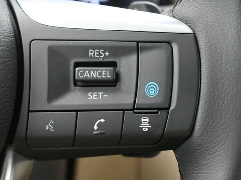 Used 2023 INFINITI QX60 Luxe w/ Cargo Package FWD image 8