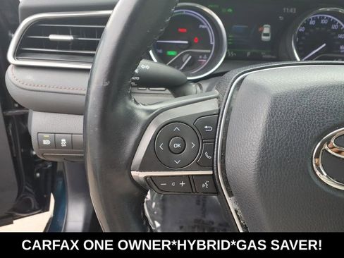 Used 2020 Toyota Camry XLE FWD image 19