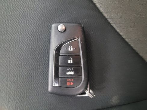 Used 2023 Toyota Camry LE image 32